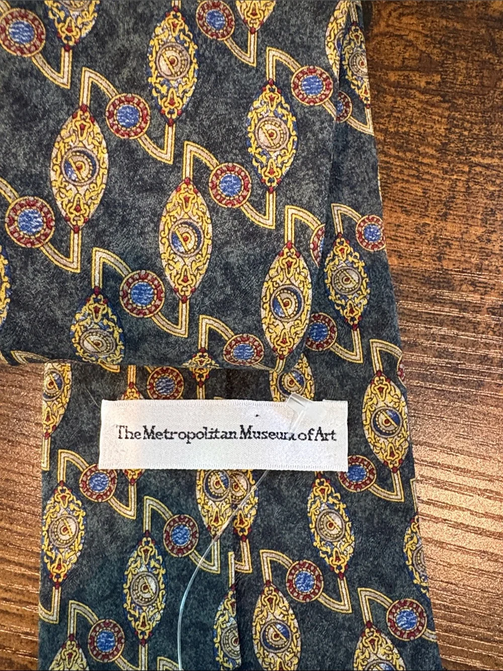 The Metropolitan Museum of Art‎ 100% Silk Tie Gold Green